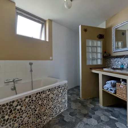 Silver Moon Voorschoten