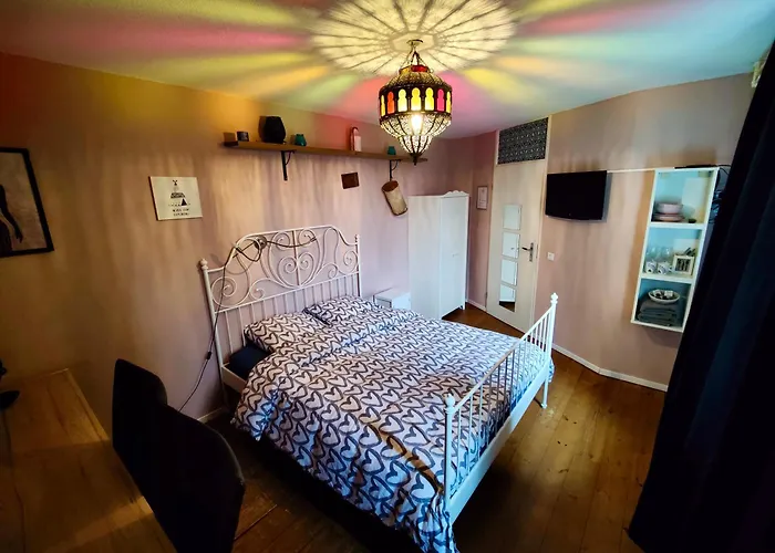 Silver Moon Nocleg ze śniadaniem *